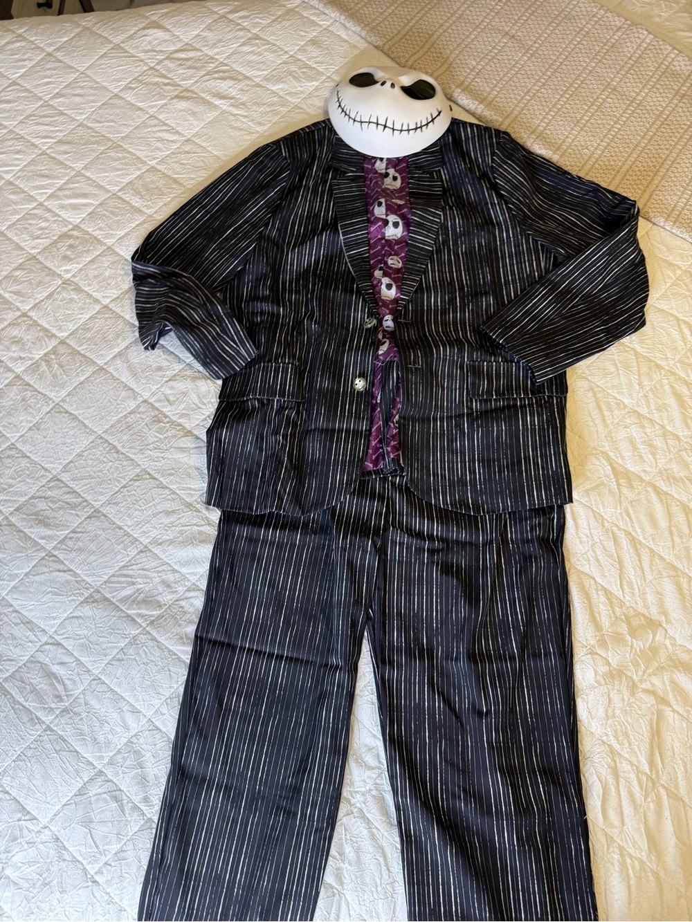 Disney Nightmare Before Christmas Jack Skellington XL Suit Costume & Mask